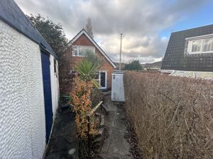 Photo 27- click for photo gallery